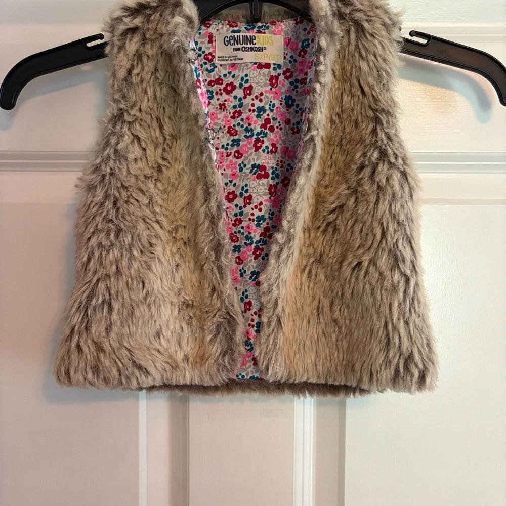 OshKosh B'gosh western look faux fur Floral Print Vest girls 2T